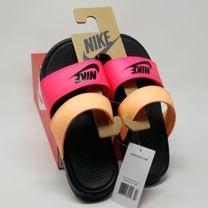 Nike Womens Benassi Duo Ultra Slide sz 6, new!!
